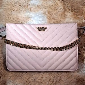 Victoria’s Secret Pebbled V-Quilt Crossbody Baby Pink Bag